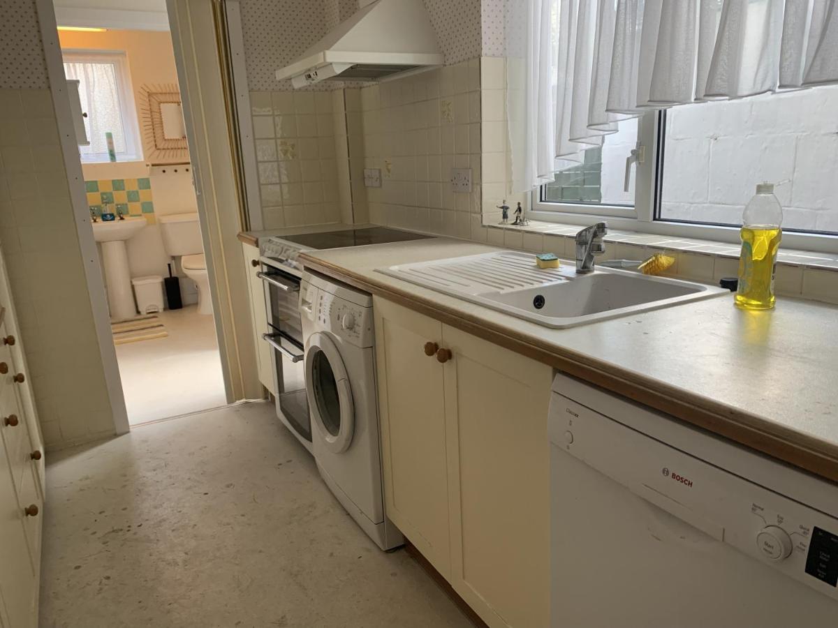 O'Reilly'S Holiday House Bath Bagian luar foto