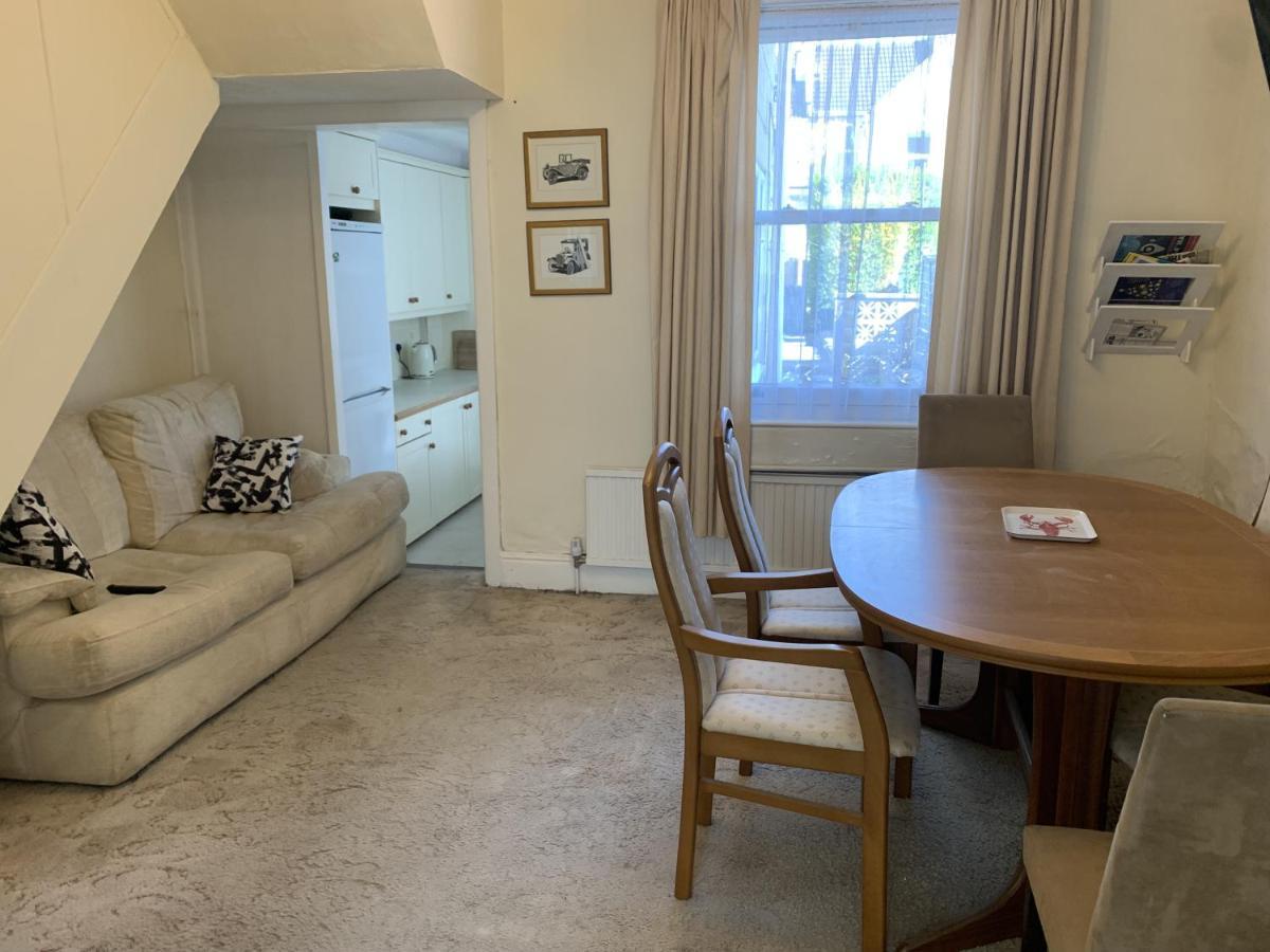 O'Reilly'S Holiday House Bath Bagian luar foto