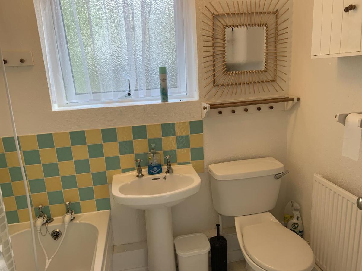 O'Reilly'S Holiday House Bath Bagian luar foto