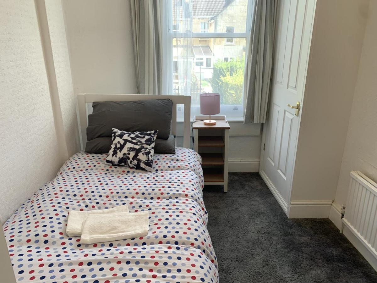 O'Reilly'S Holiday House Bath Bagian luar foto